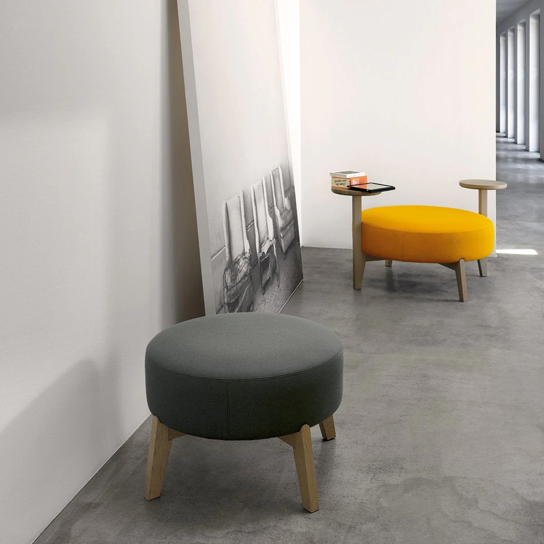 Isola 90/TO Stool with 2 Side Tables - Designers Cove